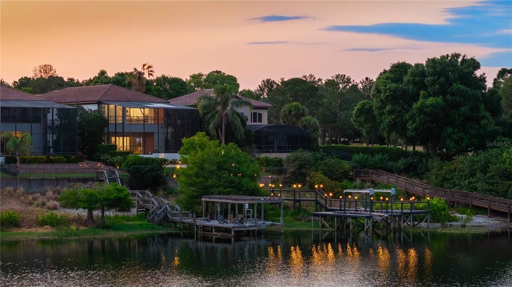 Exterior, Lake