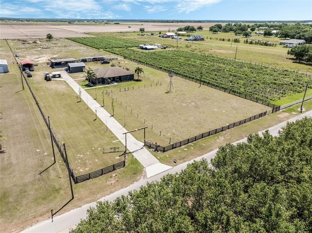 Exterior, Drone