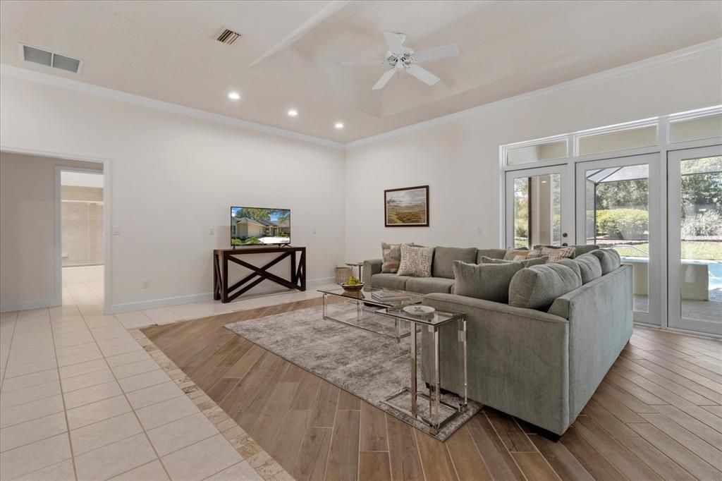 Interior, Living room, Recessed Lighting, Wood Texture Flooring