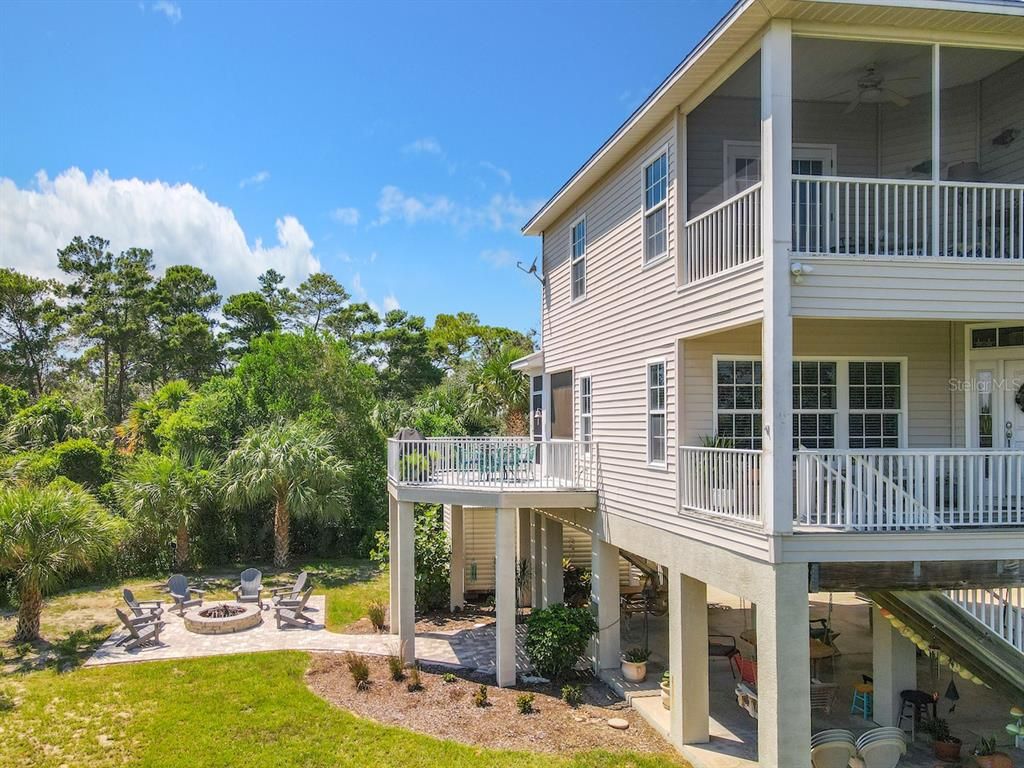 Backyard, Exterior