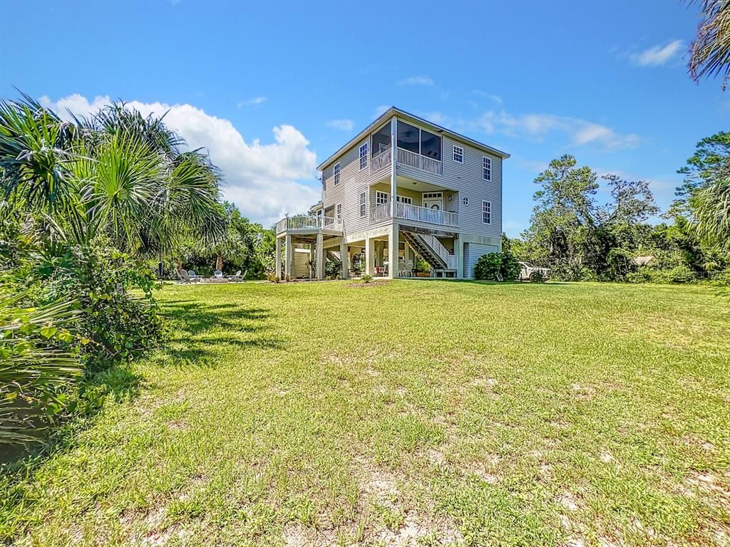 Backyard, Exterior