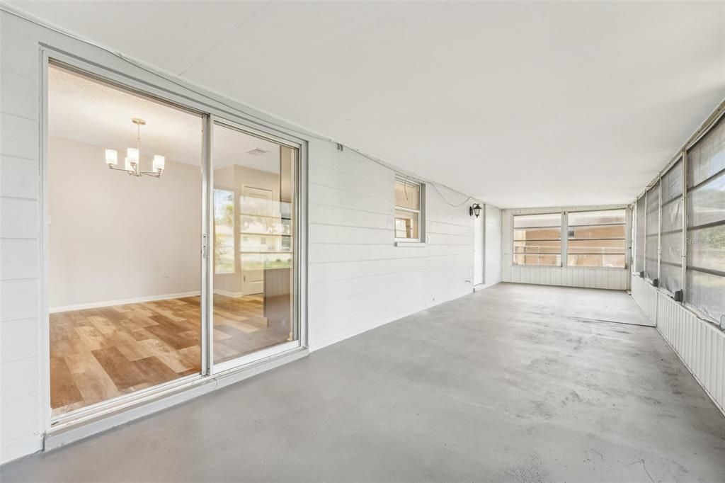 Chandelier, Empty room, Interior