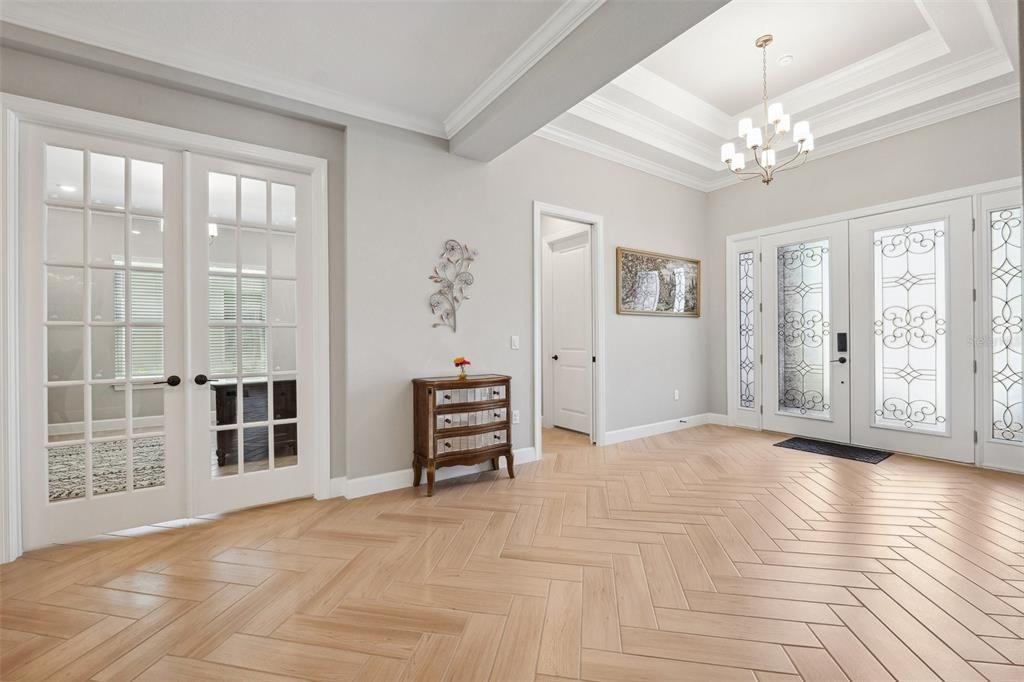Chandelier, Interior, Wood Texture Flooring
