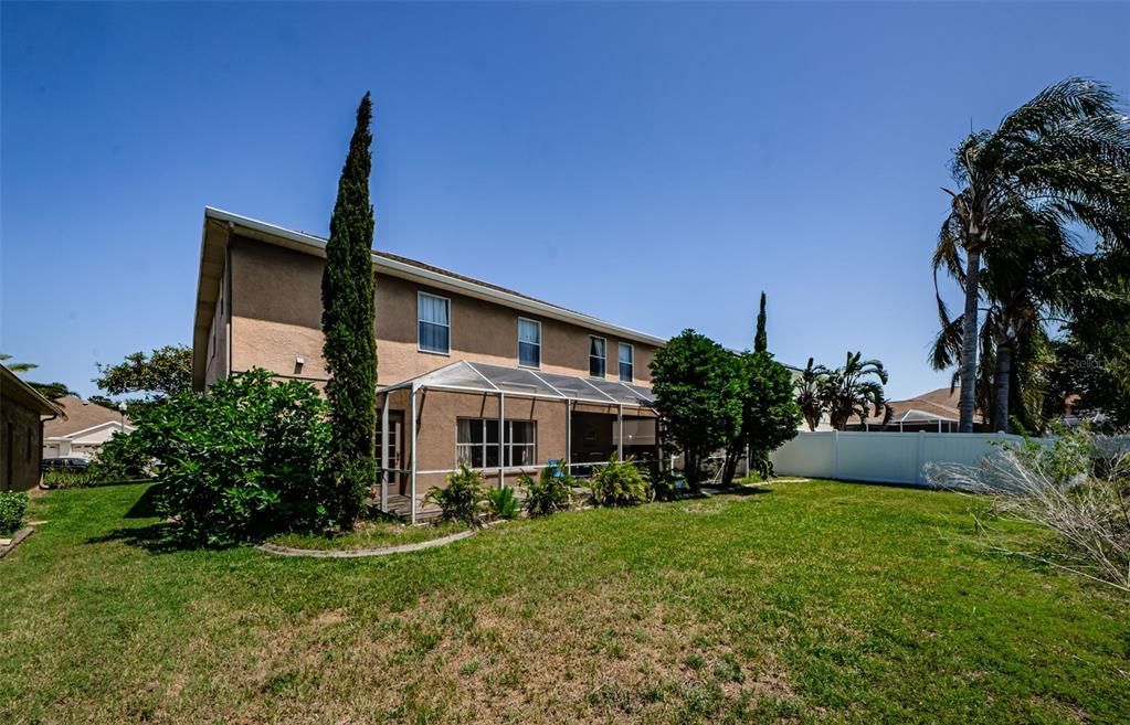 Backyard, Exterior
