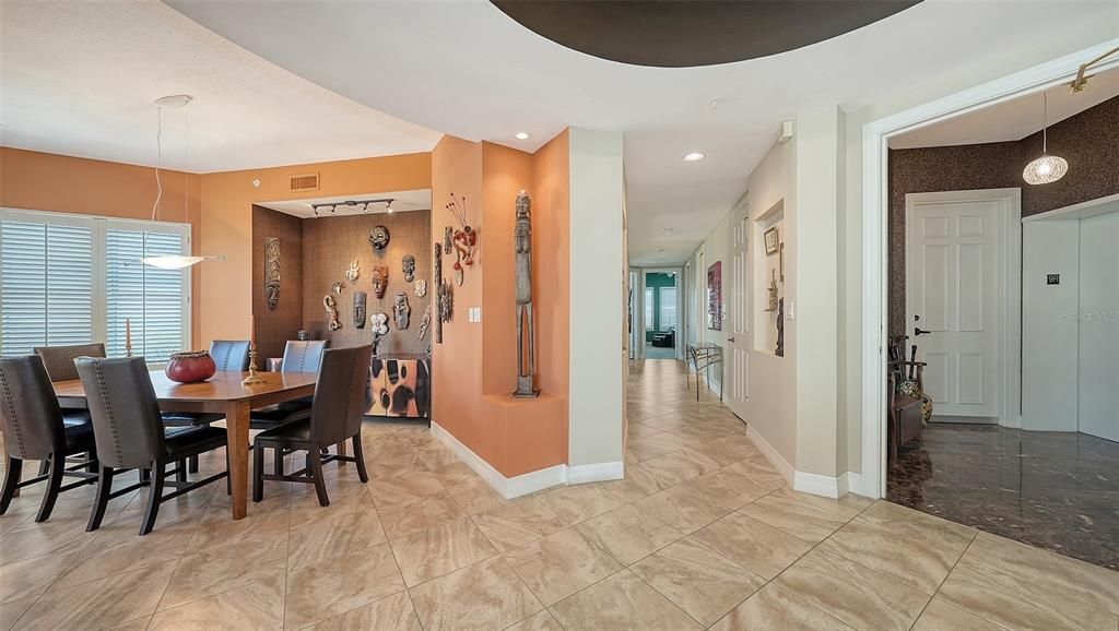 Dining room, Interior, Pendant Lights, Recessed Lighting