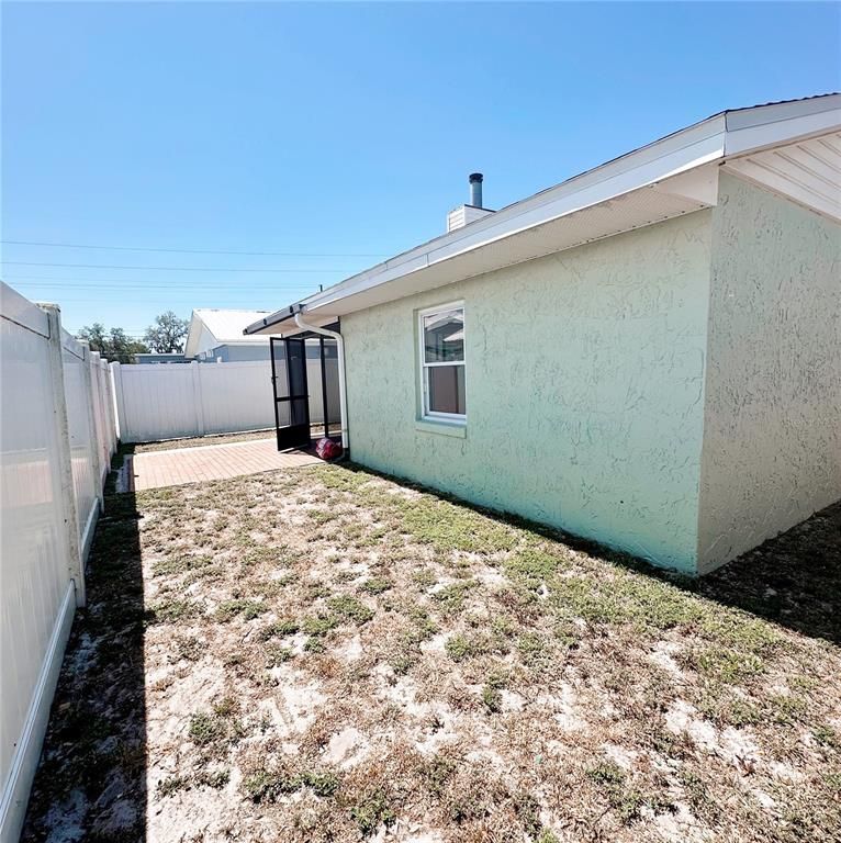 Backyard, Exterior