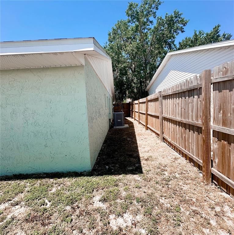 Backyard, Exterior