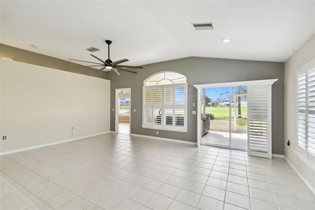 Empty room, Interior, Recessed Lighting
