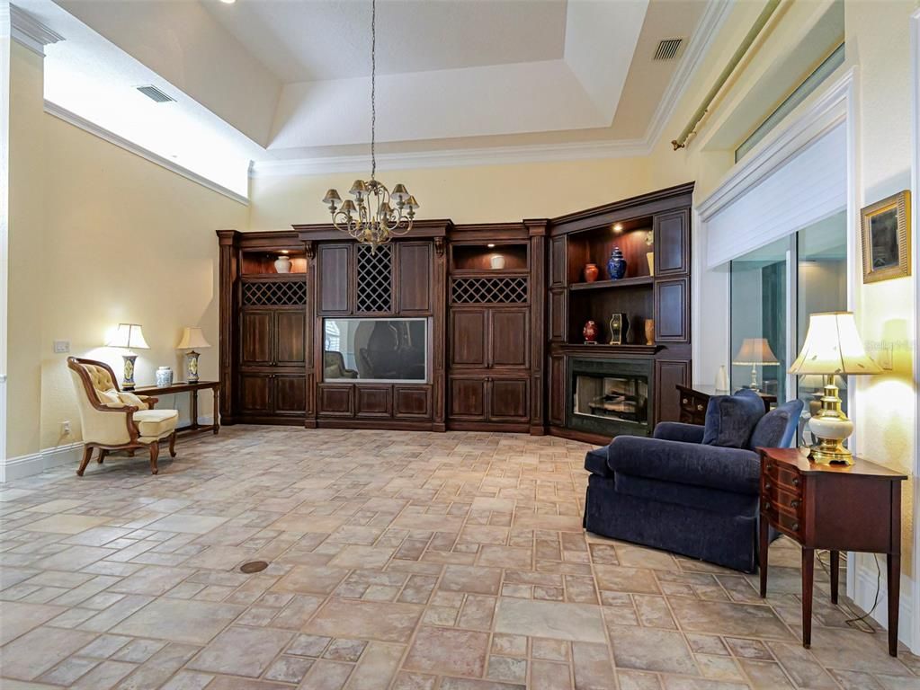 Chandelier, Fireplace, Interior, Living room, Pendant Lights