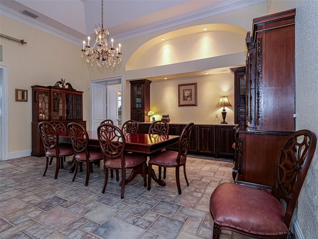 Chandelier, Dining room, Interior, Recessed Lighting