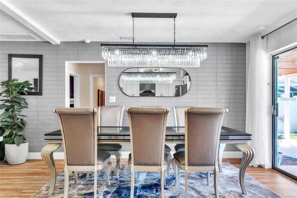 Chandelier, Dining room, Interior, Wood Texture Flooring