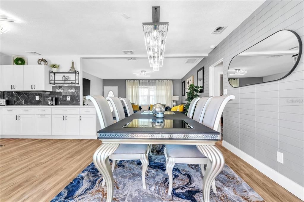 Chandelier, Dining room, Interior, Kitchen, Wood Texture Flooring