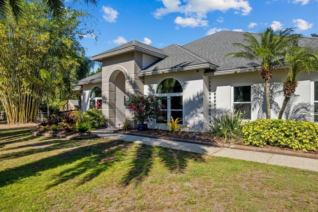 Backyard, Exterior