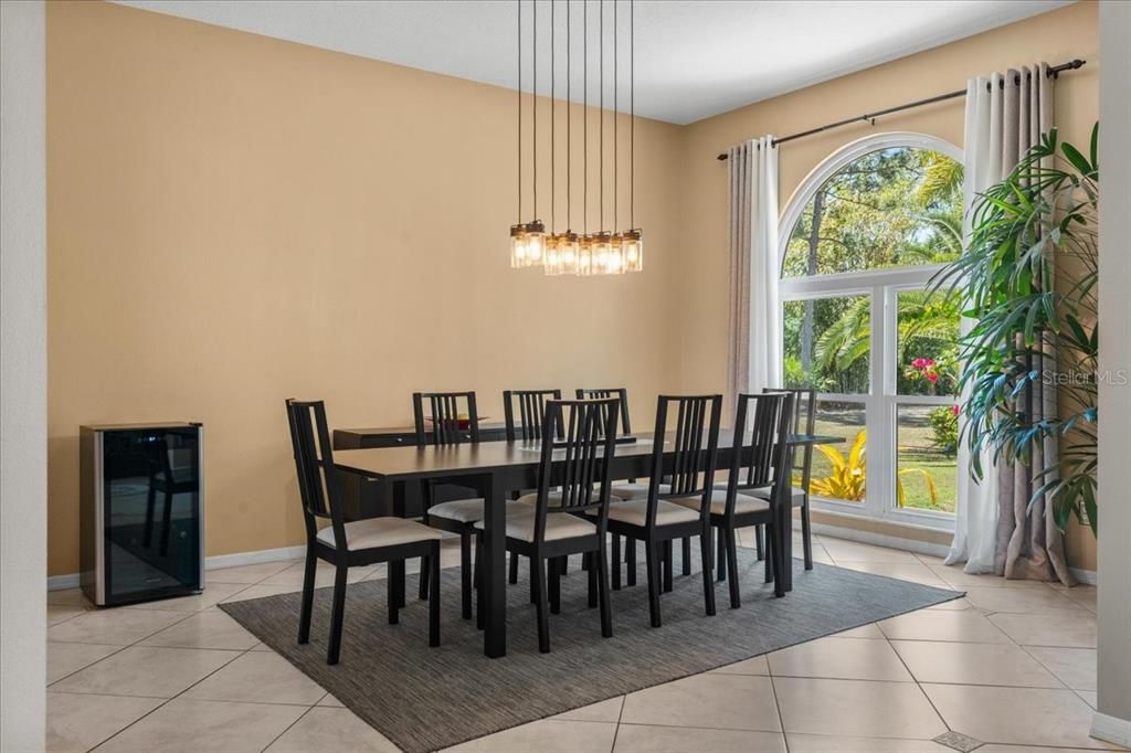 Dining room, Interior, Pendant Lights