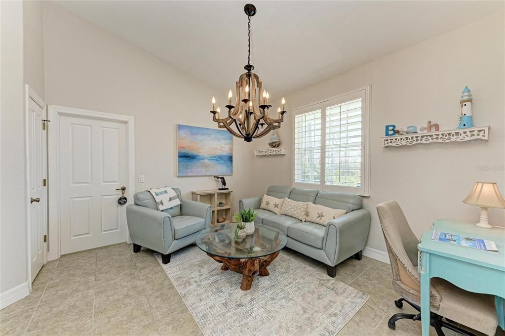 Chandelier, Home Office, Interior, Living room