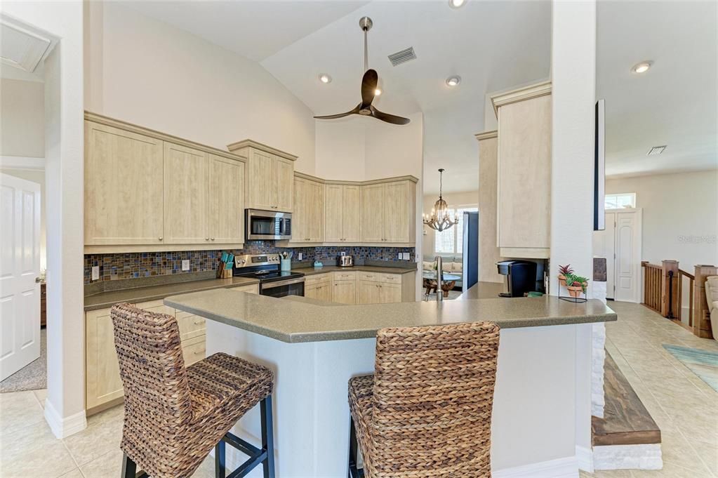 Chandelier, Dining room, Interior, Kitchen, Pendant Lights, Recessed Lighting