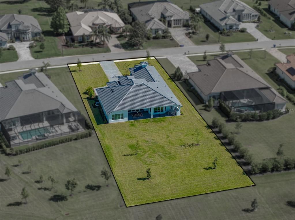 Exterior, Drone