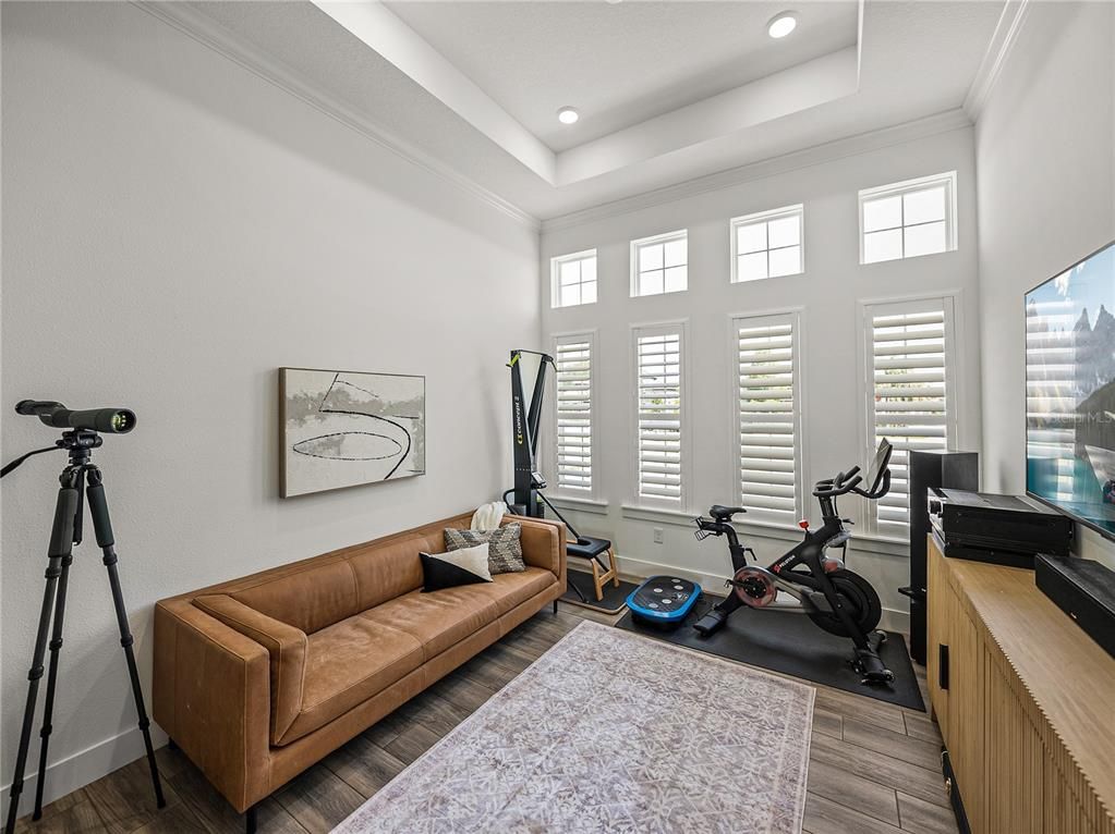 Fitness Equipment, Interior, Recessed Lighting, Wood Texture Flooring