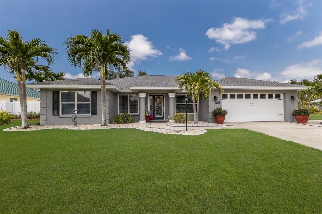 Attached, Backyard, Exterior, Facade, Ranch