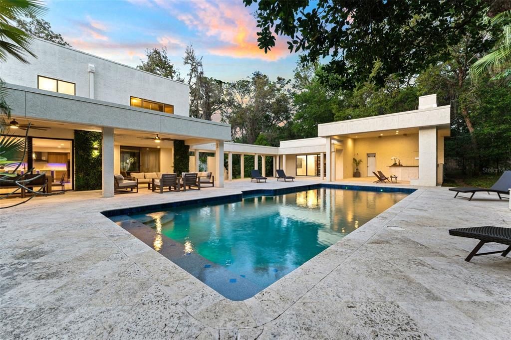 Exterior, Pool