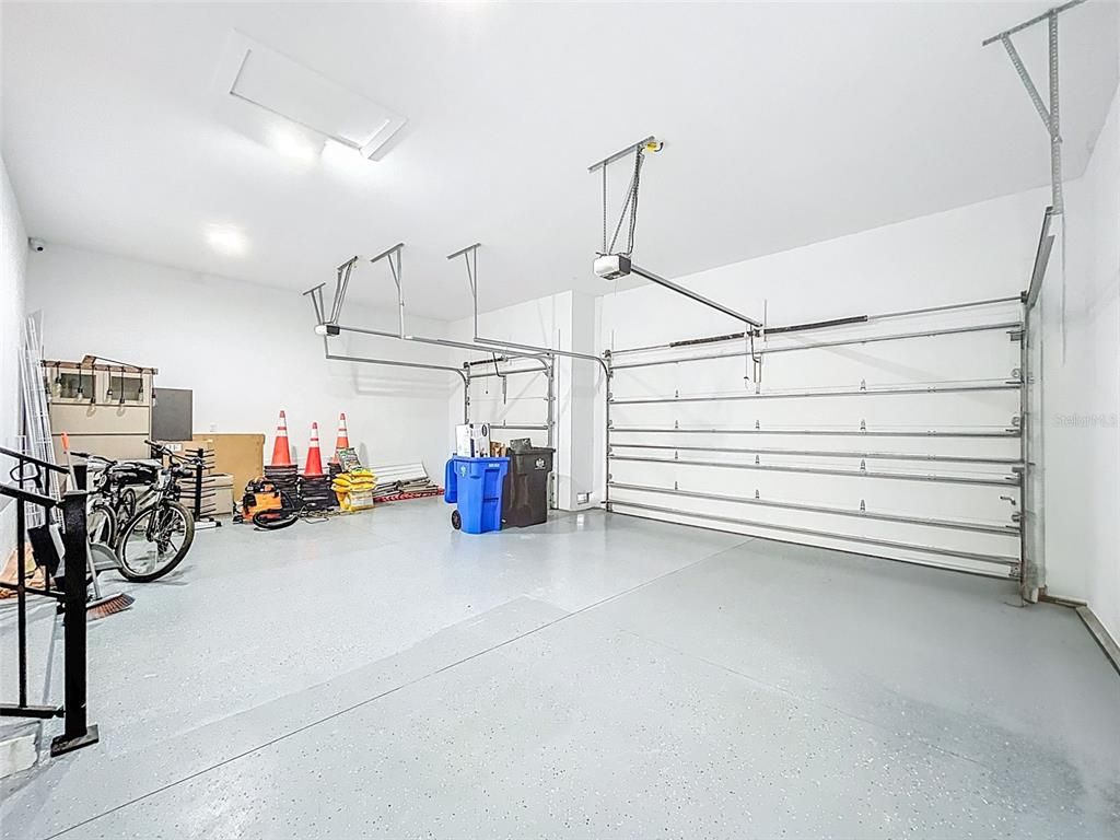 Garage, Interior, Recessed Lighting