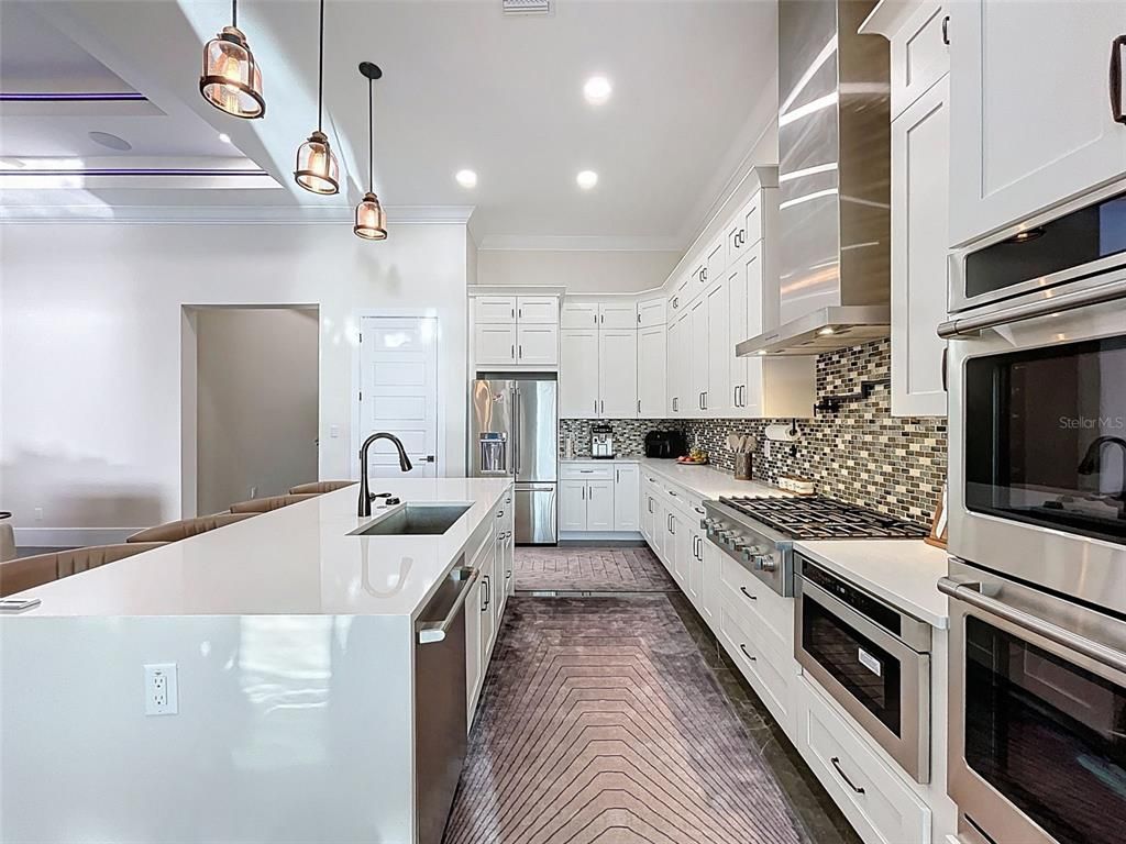 Interior, Kitchen, Pendant Lights, Recessed Lighting, Stainless Steel Appliances