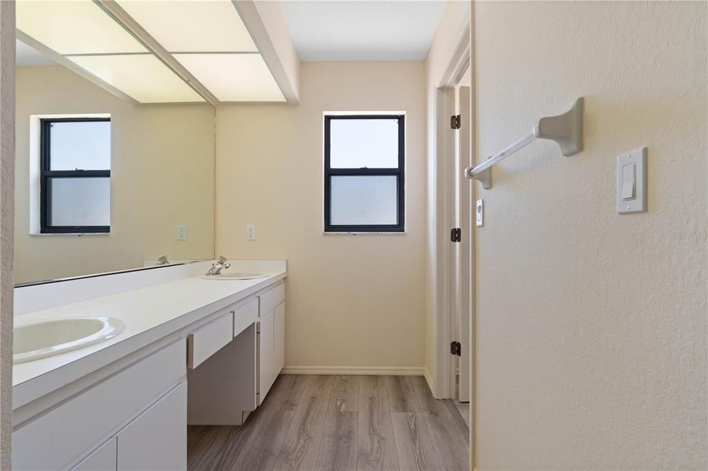 Bathroom, Dual Sink Vanities, Interior, Wood Texture Flooring