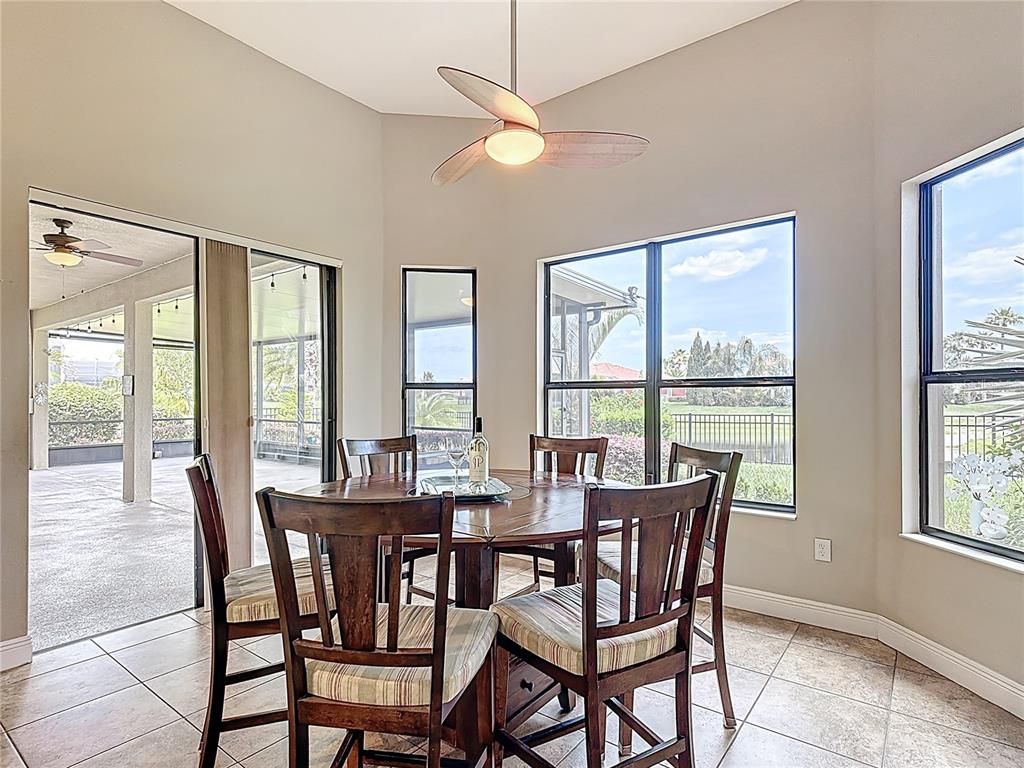 Dining room, Interior