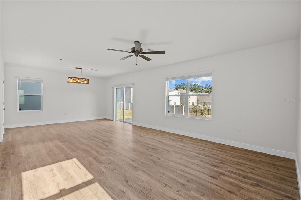 Empty room, Interior, Pendant Lights, Wood Texture Flooring