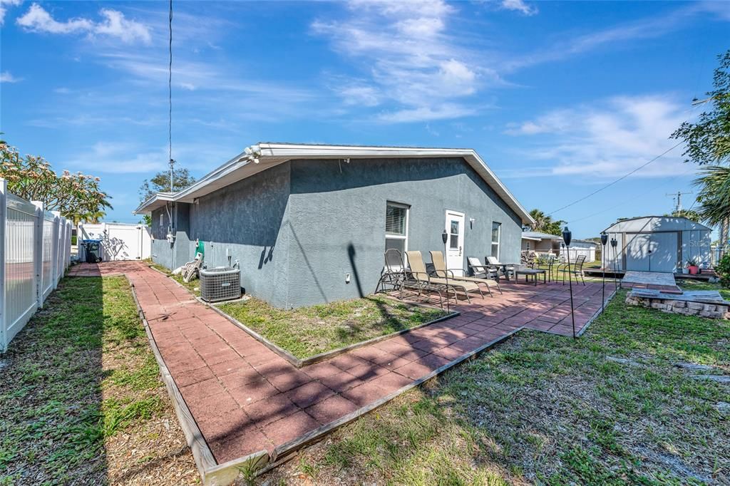 Backyard, Exterior