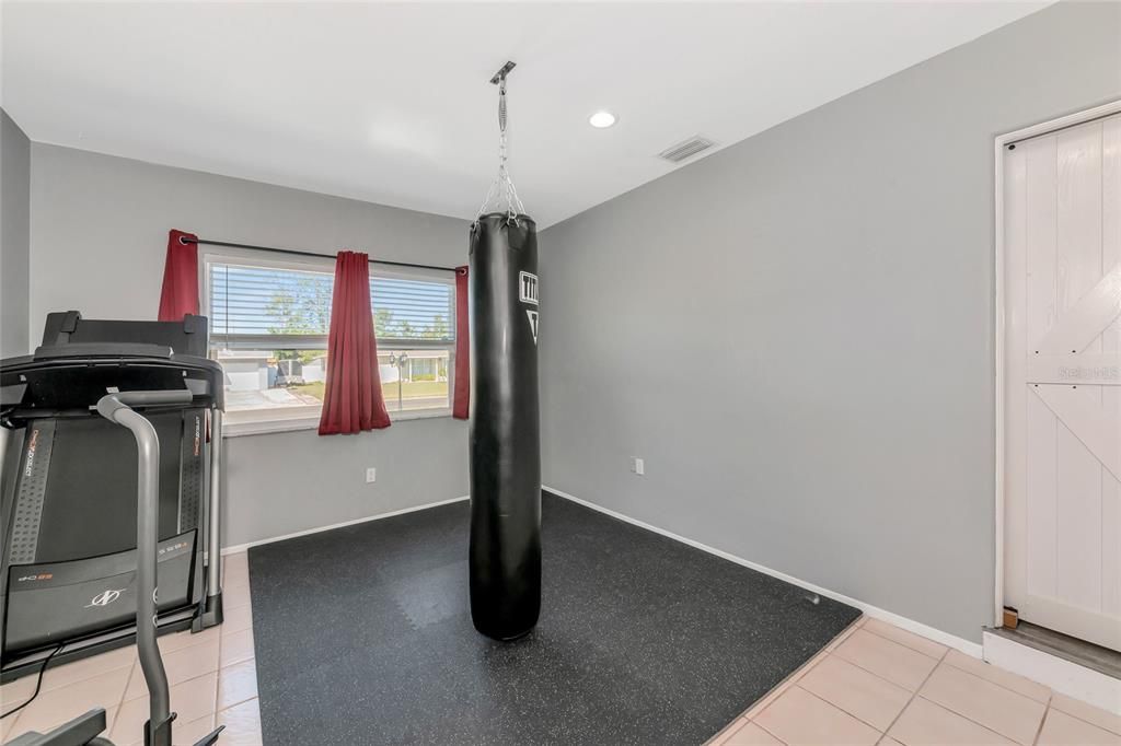 Fitness Equipment, Interior, Recessed Lighting