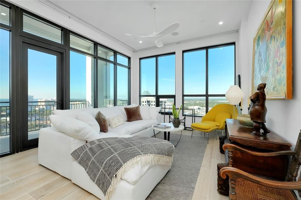 Interior, Living room, Recessed Lighting, Water, Wood Texture Flooring