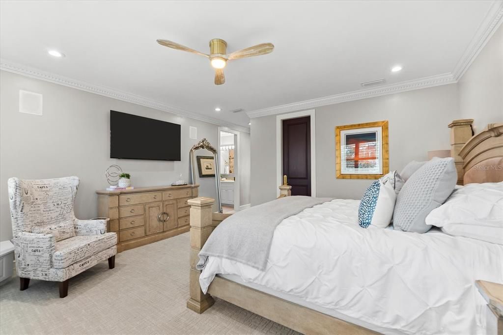 Bedroom, Interior, Recessed Lighting