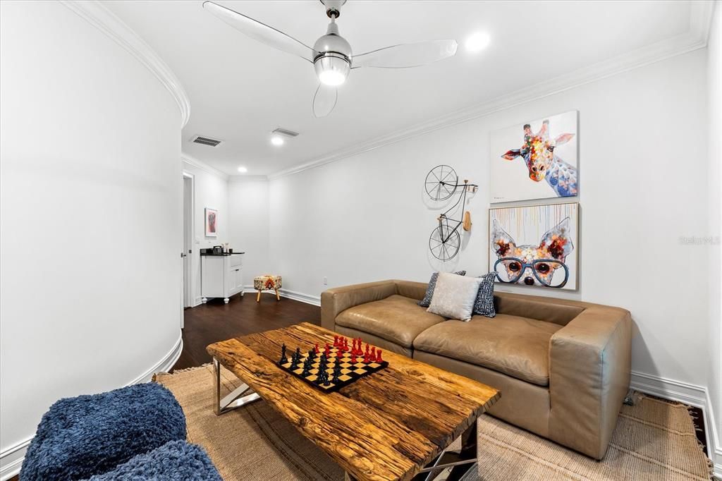 Interior, Living room, Recessed Lighting, Wood Texture Flooring