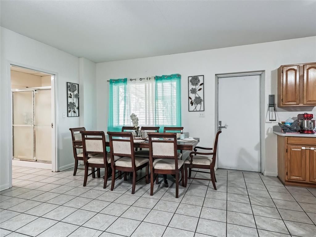 Dining room, Interior
