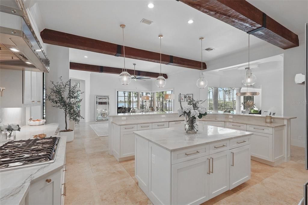 Interior, Kitchen, Pendant Lights, Recessed Lighting, Wooden Beams