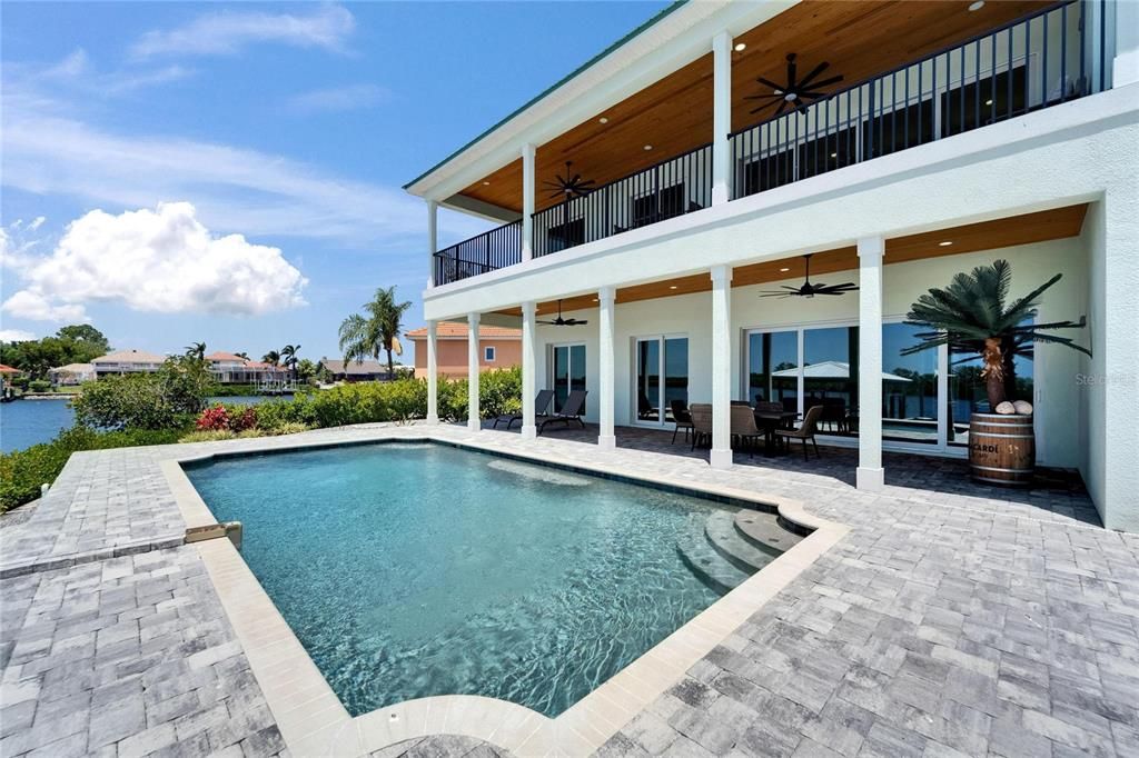 Exterior, Pool, Water