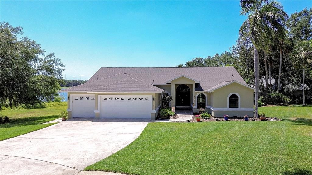 Attached, Backyard, Exterior, Facade, Ranch