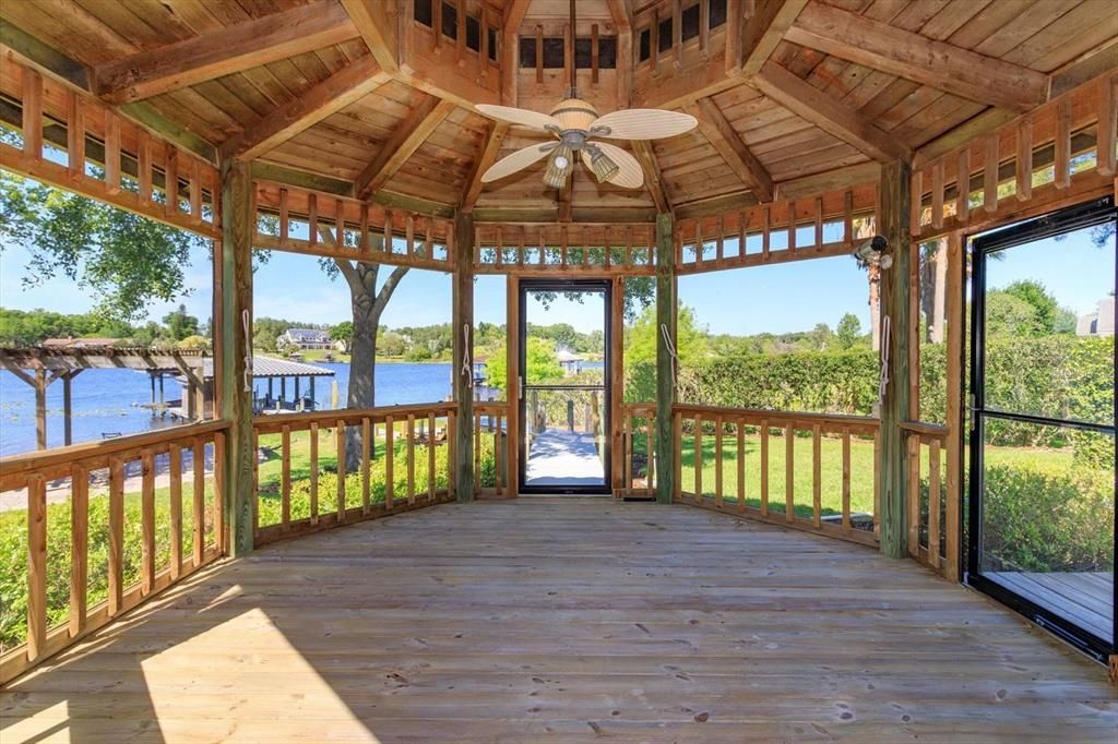 Interior, Sun Room, Water, Wooden Beams, Wooden Ceilings, Wood Texture Flooring