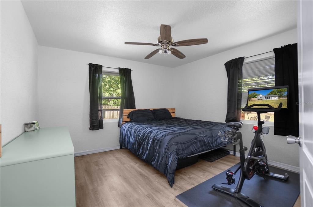 Bedroom, Fitness Equipment, Interior, Wood Texture Flooring