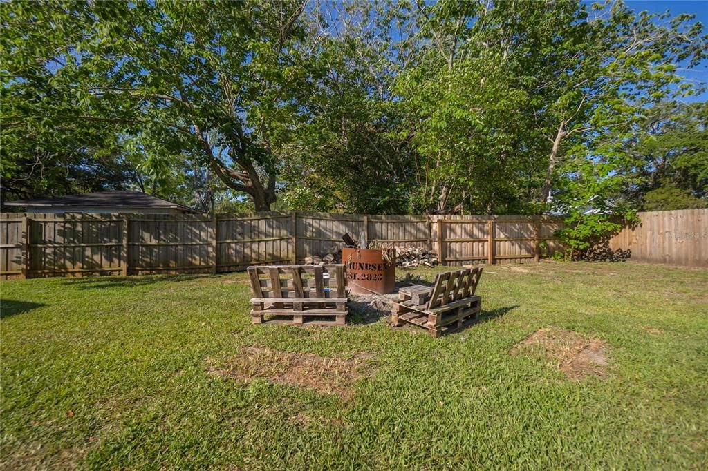 Backyard, Exterior
