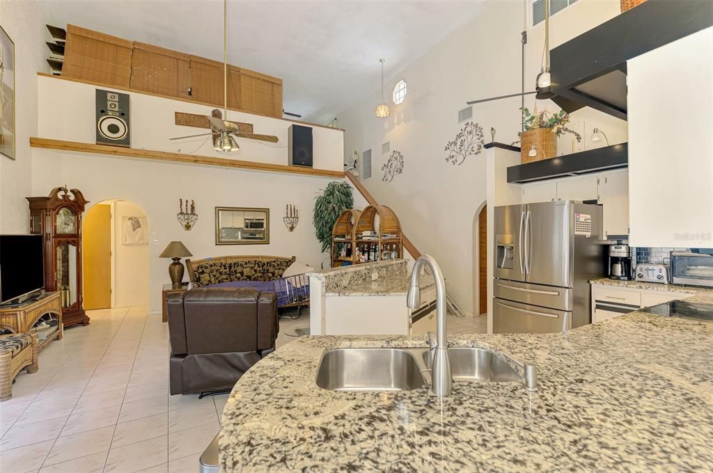 Interior, Kitchen, Living room, Pendant Lights, Stainless Steel Appliances