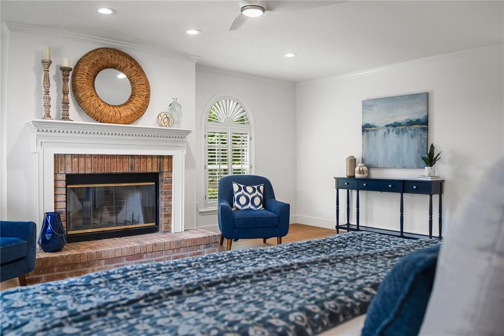 Bedroom, Fireplace, Interior, Recessed Lighting, Wood Texture Flooring