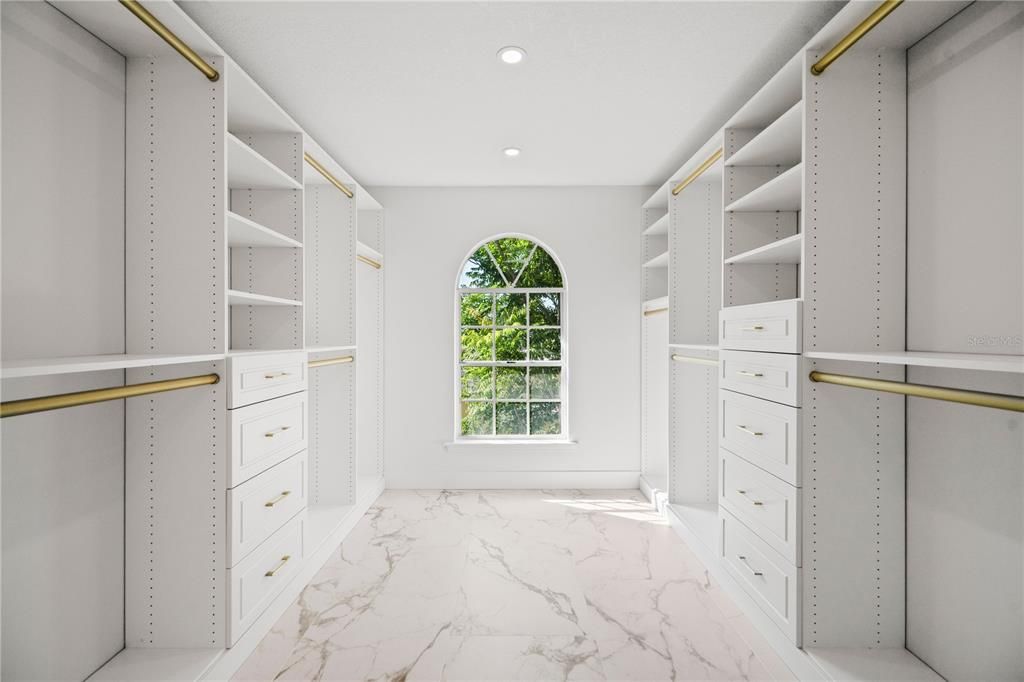 Interior, Marble, Recessed Lighting, Walk-in Closets