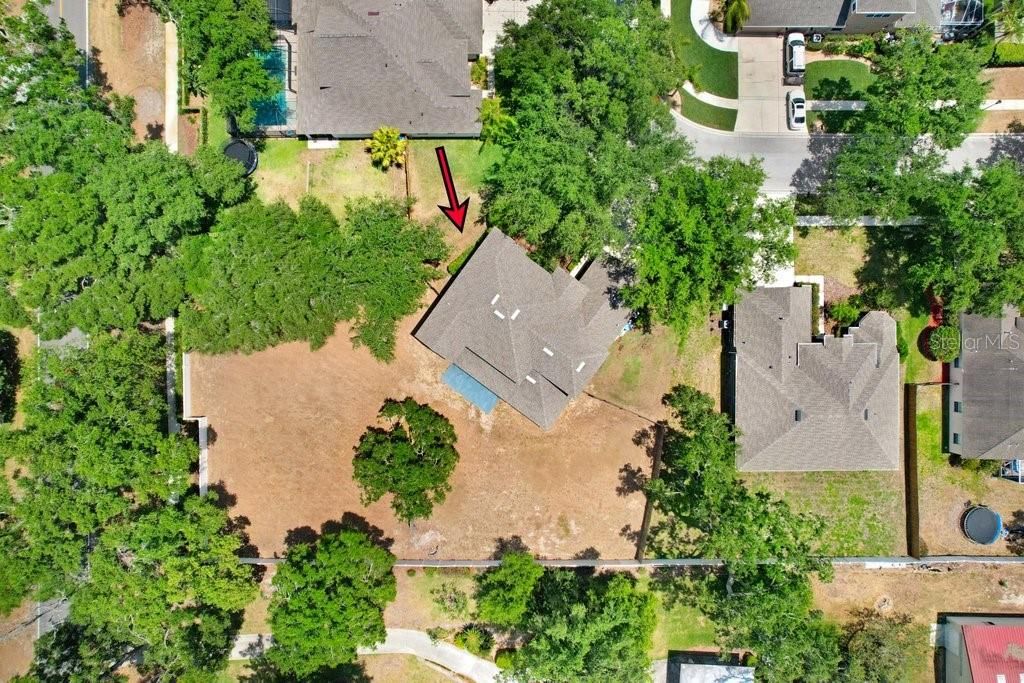 Exterior, Drone