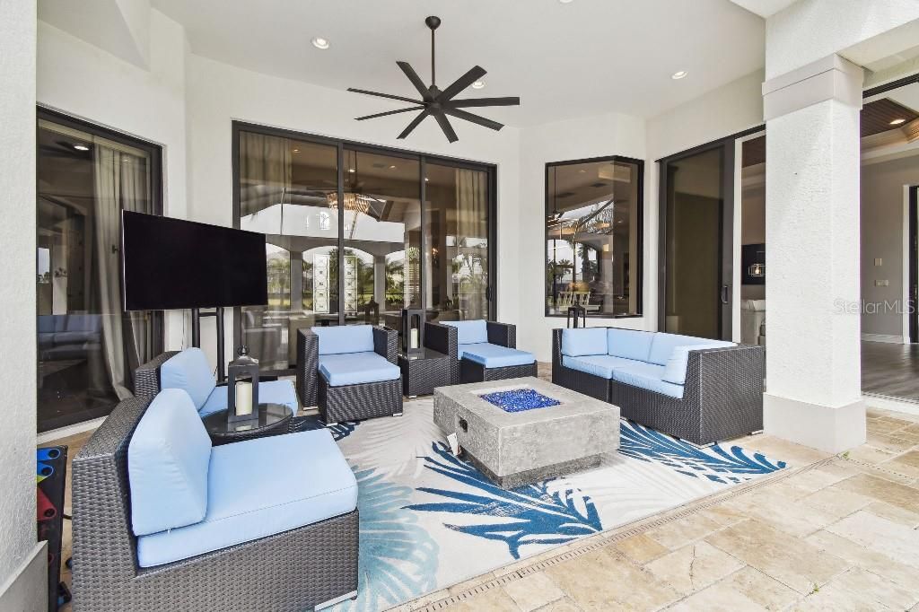Exterior, Pendant Lights, Recessed Lighting
