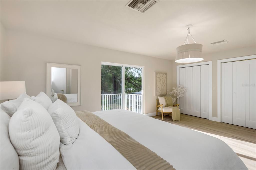 Bedroom, Interior, Pendant Lights, Wood Texture Flooring