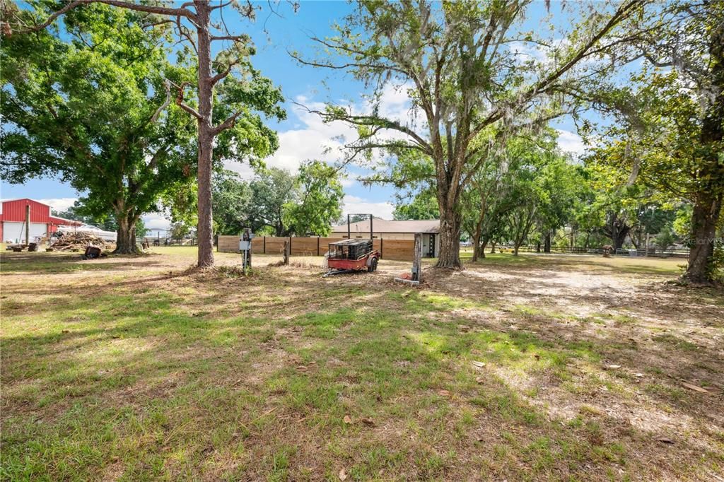 Backyard, Exterior