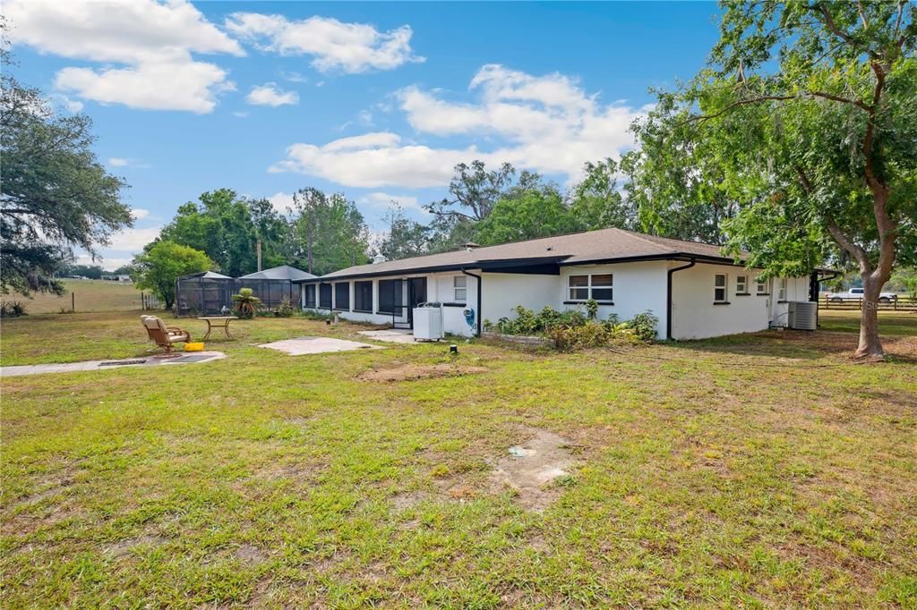 Backyard, Exterior