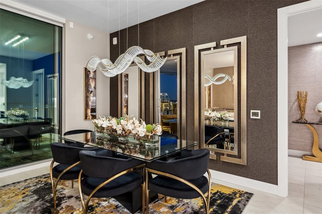 Dining room, Interior, Recessed Lighting